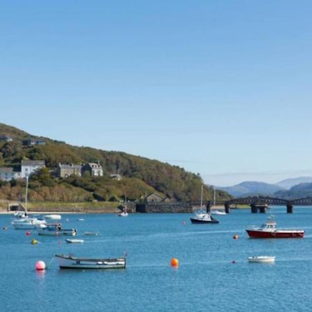 Harbourside 2 Bed Apartment, Barmouth Bridge Views Dış mekan fotoğraf