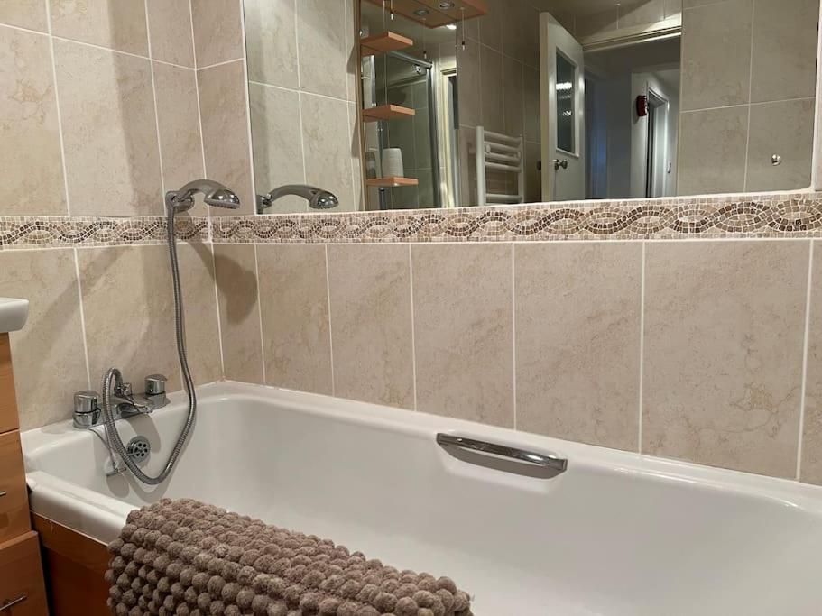 Harbourside 2 Bed Apartment, Barmouth Bridge Views Dış mekan fotoğraf