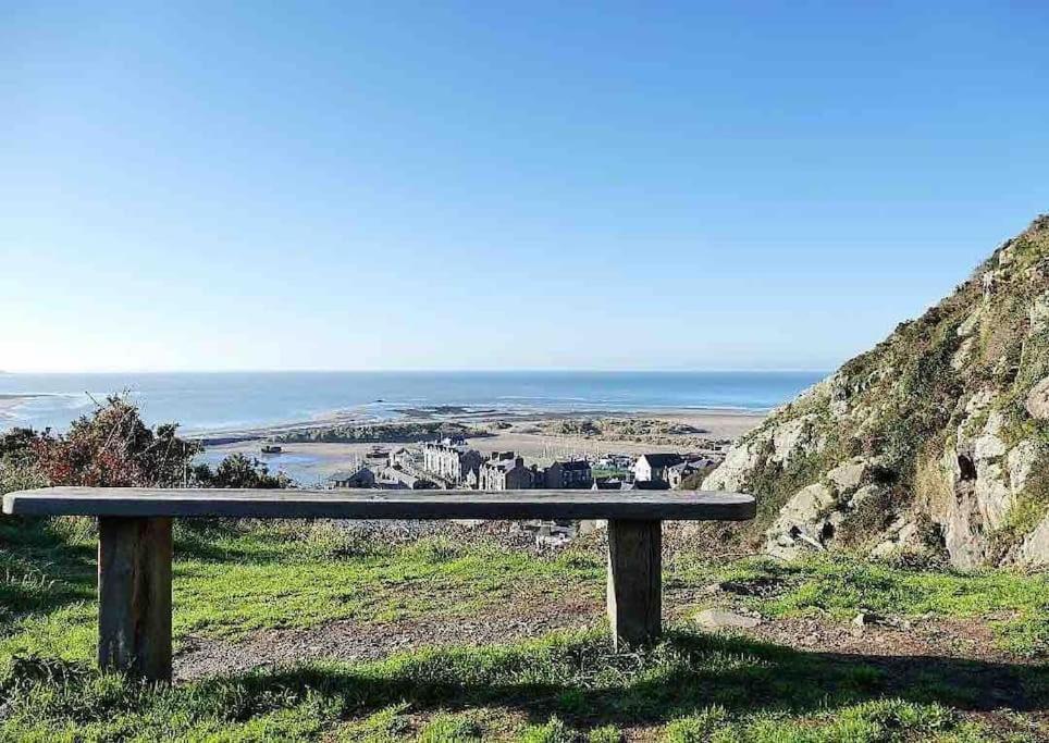 Harbourside 2 Bed Apartment, Barmouth Bridge Views Dış mekan fotoğraf